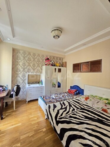 Продаётся 3-комн. новостройка 72 м², м. Кара Караев, photo 5 from 11