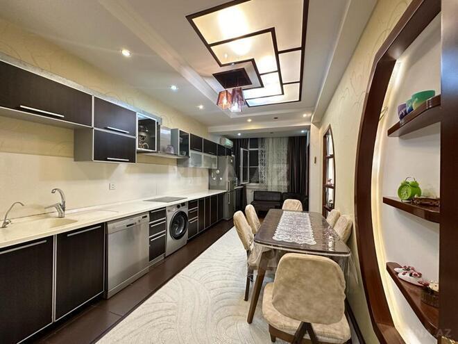 Продаётся 3-комн. новостройка 145 м², м. Ахмедлы, photo 1 from 16