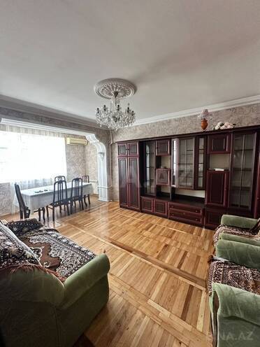 İcarəyə verilir 3 otaqlı köhnə tikili 70 m², Əhmədli m., photo 1 from 8