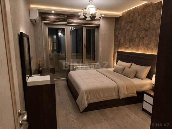 Сдаётся 2-комн. новостройка 65 м², м. 8 ноября, photo 3 from 13