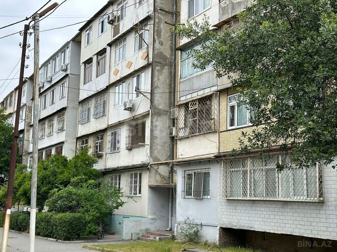 Satılır 2 otaqlı köhnə tikili 45 m², Qara Qarayev m., photo 13 from 18