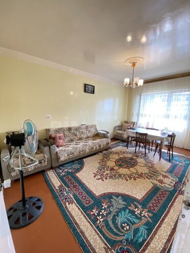 Satılır 3 otaqlı köhnə tikili 80 m², Həzi Aslanov m., photo 1 from 9