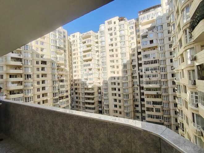 Сдаётся 3-комн. новостройка 100 м², м. 8 ноября, photo 13 from 15