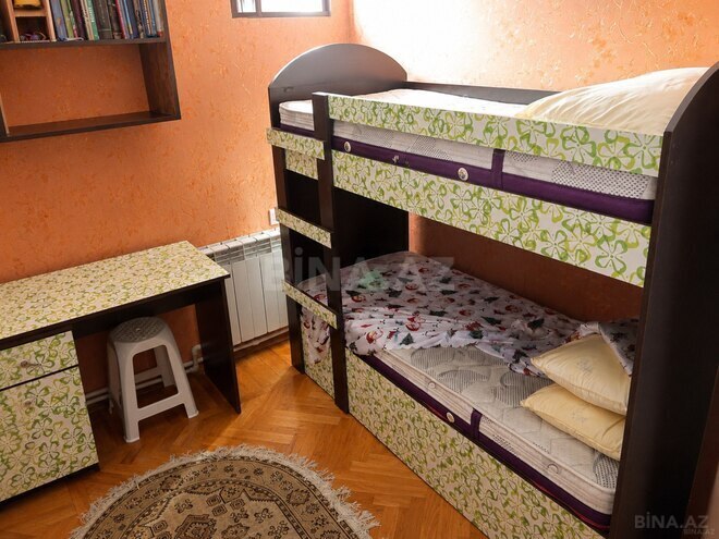 Продаётся 2-комн. вторичка 65 м², м. Низами, photo 8 from 13