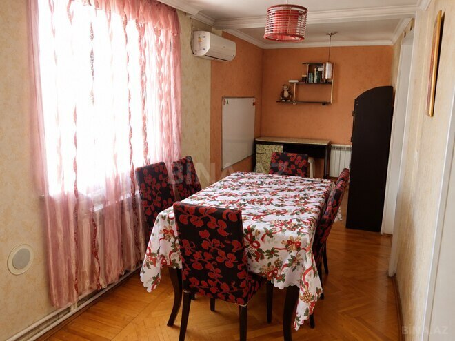 Продаётся 2-комн. вторичка 65 м², м. Низами, photo 9 from 13