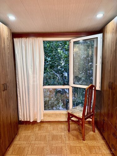 Продаётся 1-комн. вторичка 38 м², Ясамальский р., photo 4 from 11