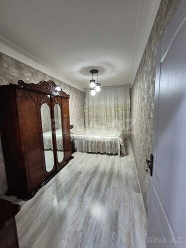 Сдаётся 3-комн. вторичка 70 м², м. 20 января, photo 1 from 15
