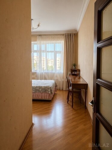 Продаётся 2-комн. новостройка 101 м², м. Иншаатчылар, photo 8 from 15