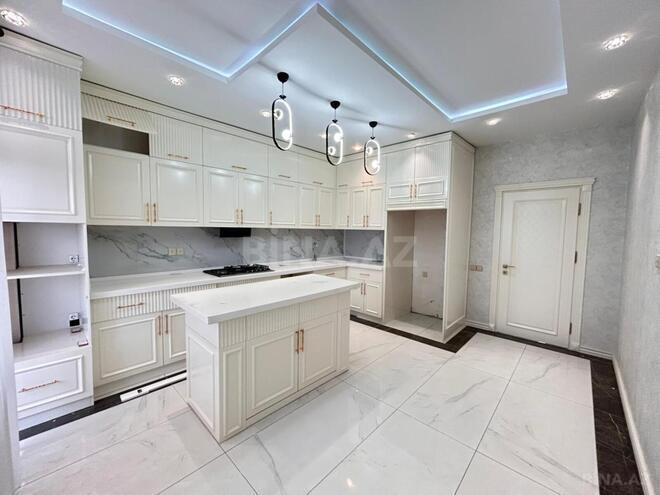 Продаётся 4-комн. новостройка 184 м², м. Кара Караев, photo 13 from 26