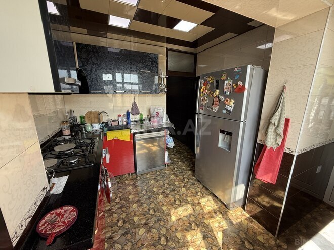 Продаётся 5-комн. вторичка 105 м², м. Ази Асланов, photo 14 from 18