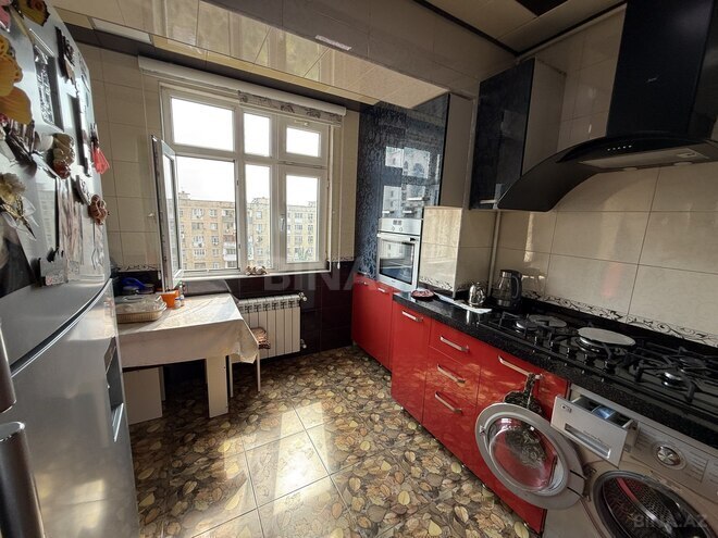 Продаётся 5-комн. вторичка 105 м², м. Ази Асланов, photo 15 from 18