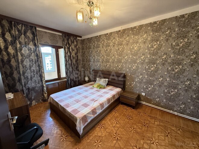 Продаётся 5-комн. вторичка 105 м², м. Ази Асланов, photo 8 from 18
