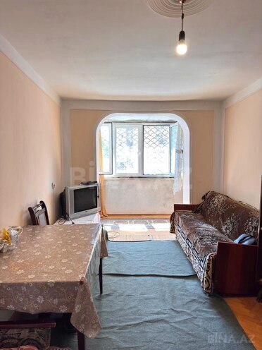 İcarəyə verilir 3 otaqlı köhnə tikili 60 m², İnşaatçılar m., photo 1 from 13