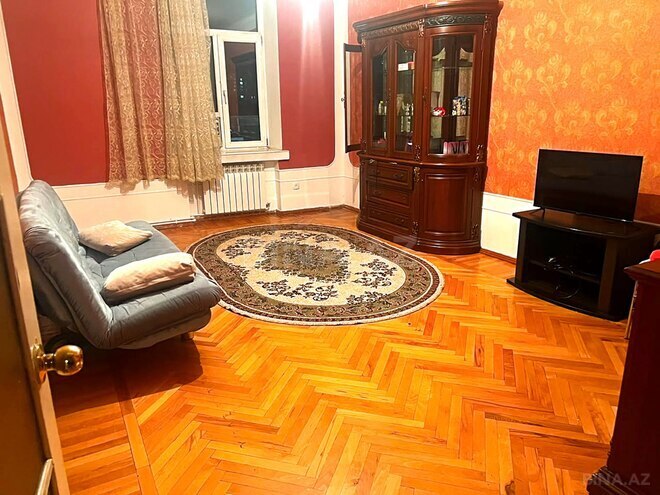 Satılır 3 otaqlı köhnə tikili 60 m², Qara Qarayev m., photo 7 from 16