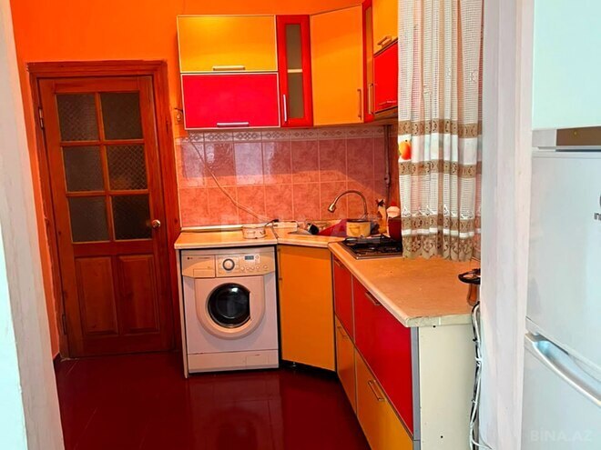 Satılır 3 otaqlı köhnə tikili 60 m², Qara Qarayev m., photo 14 from 16