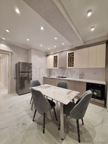 İcarəyə verilir 3 otaqlı yeni tikili 126 m², 28 May m., photo 11 from 21