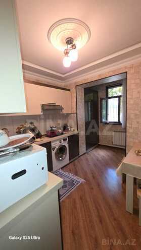 Продаётся 2-комн. вторичка 55 м², photo 1 from 13