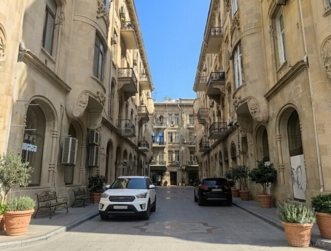Satılır 3 otaqlı köhnə tikili 100 m², Sahil m., photo 8 from 25