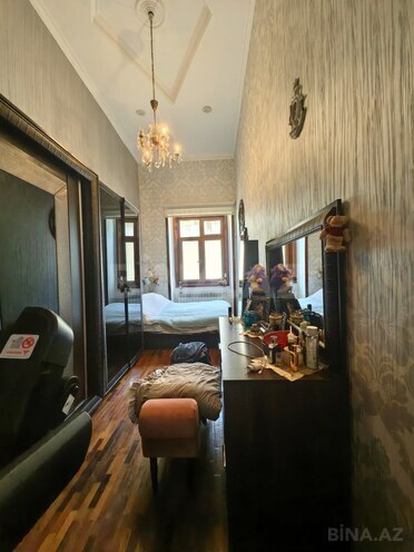 Satılır 3 otaqlı köhnə tikili 100 m², Sahil m., photo 18 from 25