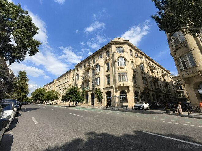 Satılır 3 otaqlı köhnə tikili 100 m², Sahil m., photo 19 from 25