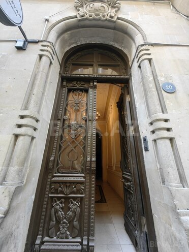 Satılır 3 otaqlı köhnə tikili 100 m², Sahil m., photo 5 from 25