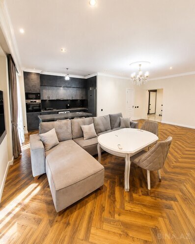 Сдаётся 2-комн. новостройка 105 м², м. 20 января, photo 3 from 12