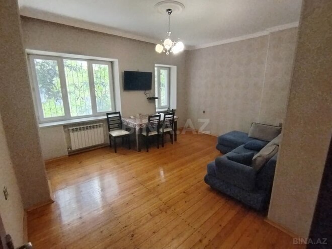 Satılır 3 otaqlı köhnə tikili 70 m², Nəsimi r., photo 3 from 15