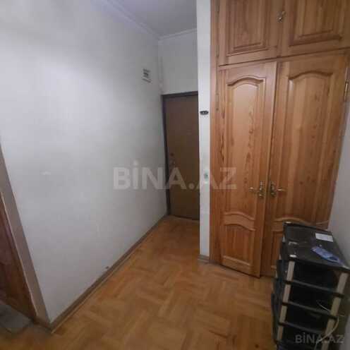 Продаётся 3-комн. вторичка 80 м², м. Иншаатчылар, photo 10 from 28