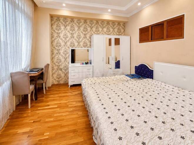 Продаётся 3-комн. новостройка 75 м², м. Кара Караев, photo 4 from 12