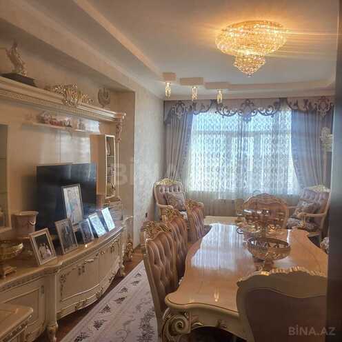 Продаётся 4-комн. новостройка 110 м², м. Кара Караев, photo 3 from 19