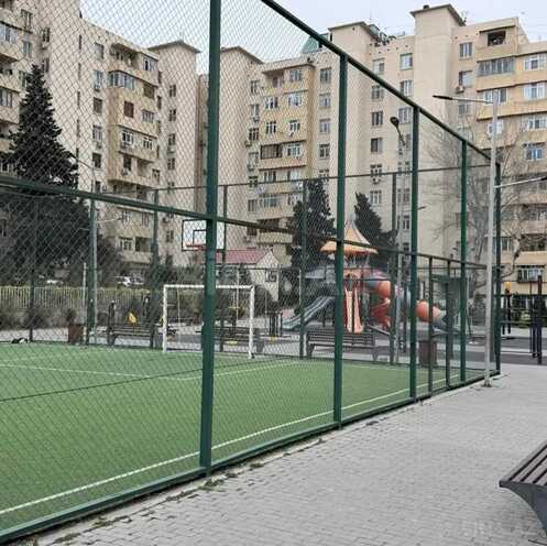 Продаётся 2-комн. вторичка 65 м², м. Ази Асланов, photo 1 from 12