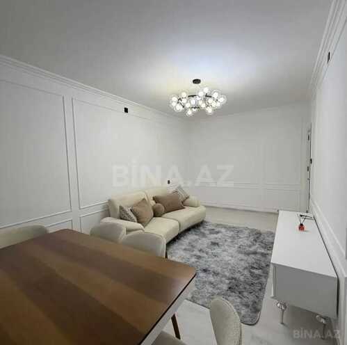 Продаётся 2-комн. вторичка 65 м², м. Ази Асланов, photo 4 from 12