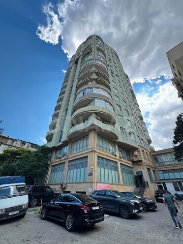 Продаётся 4-комн. новостройка 175 м², м. Иншаатчылар, photo 1 from 28