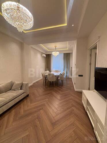 Сдаётся 3-комн. новостройка 140 м², м. Гянджлик, photo 1 from 24