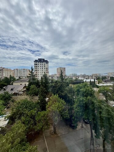 Satılır 2 otaqlı köhnə tikili 60 m², Həzi Aslanov m., photo 1 from 16