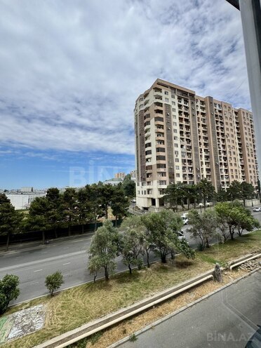 Satılır 2 otaqlı köhnə tikili 60 m², Həzi Aslanov m., photo 3 from 16