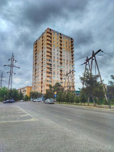 Satılır 2 otaqlı yeni tikili 70 m², Qara Qarayev m., photo 1 from 13