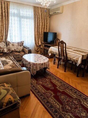 Сдаётся 2-комн. вторичка 50 м², м. Нариман Нариманов, photo 1 from 15