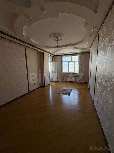 Satılır 3 otaqlı yeni tikili 118 m², İnşaatçılar m., photo 1 from 15