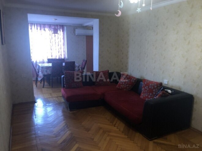 Продаётся 2-комн. вторичка 65 м², м. Низами, photo 3 from 13