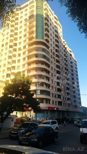 Satılır 4 otaqlı yeni tikili 200 m², Azadlıq Prospekti m., photo 1 from 20
