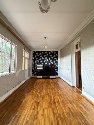 Satılır 4 otaqlı köhnə tikili 100 m², Bakıxanov q., photo 12 from 17
