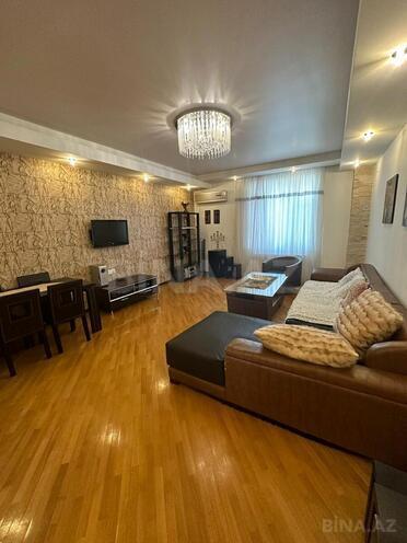 İcarəyə verilir 3 otaqlı yeni tikili 130 m², 28 May m., photo 1 from 24
