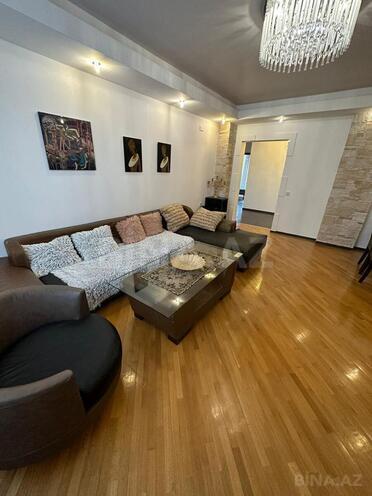 İcarəyə verilir 3 otaqlı yeni tikili 130 m², 28 May m., photo 23 from 24