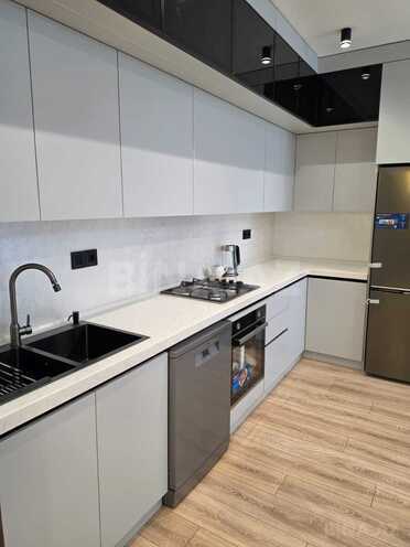 Сдаётся 3-комн. новостройка 106 м², м. 8 ноября, photo 16 from 18
