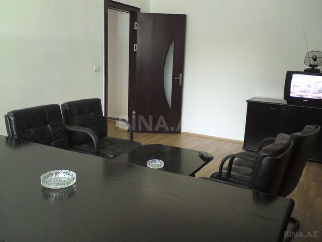Сдаётся 4-комн. офис 100 м², м. Элмляр Академиясы, photo 6 from 17