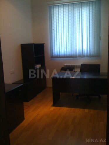 Сдаётся 4-комн. офис 100 м², м. Элмляр Академиясы, photo 11 from 17