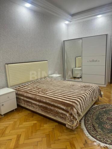 İcarəyə verilir 2 otaqlı köhnə tikili 70 m², 28 May m., photo 3 from 16