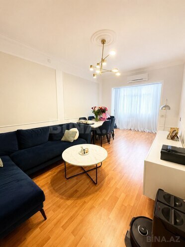 Продаётся 3-комн. вторичка 90 м², м. Азадлыг проспекти, photo 1 from 14