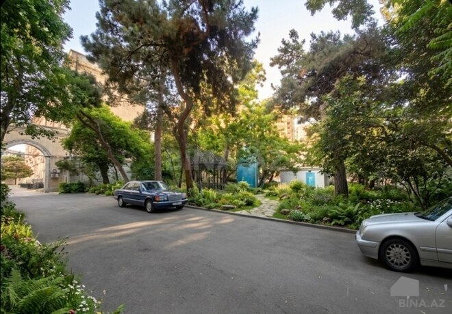 Satılır 3 otaqlı köhnə tikili 98.7 m², Nizami m., photo 29 from 32